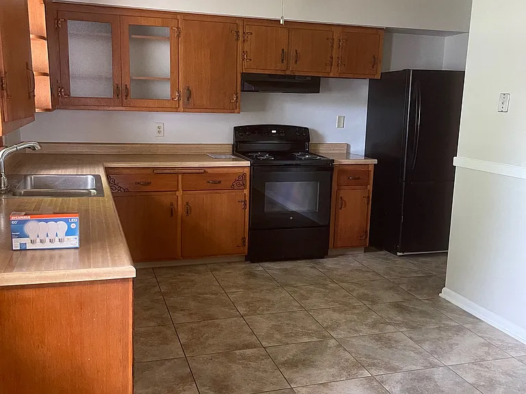 3516 Constance Dr — Photo 3