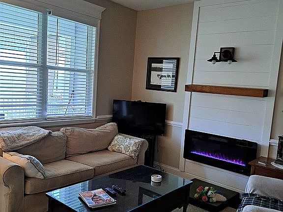 5th image of 661 Summer Lakes Dr