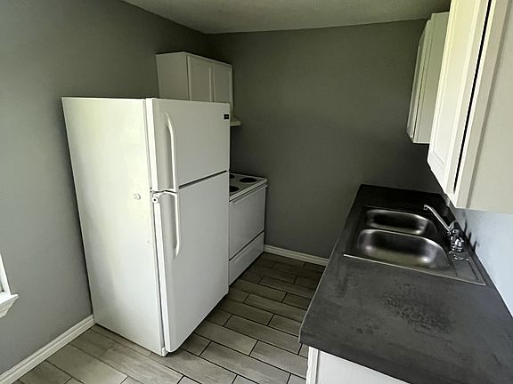 2nd image of 536 S 54th St APT 5