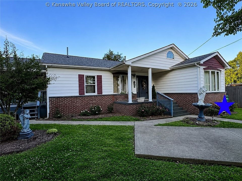 1st image of 2222 Robin Ave