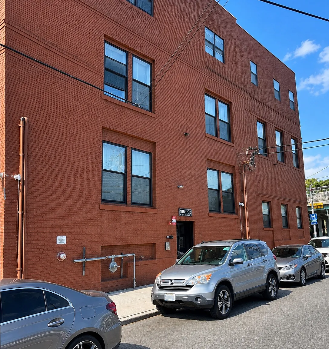 1 bed, $1,718 — Photo 1