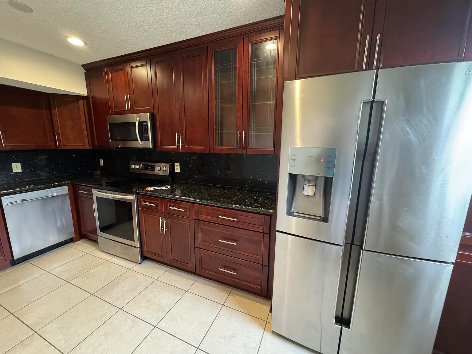 Edgewater Condo — Photo 4