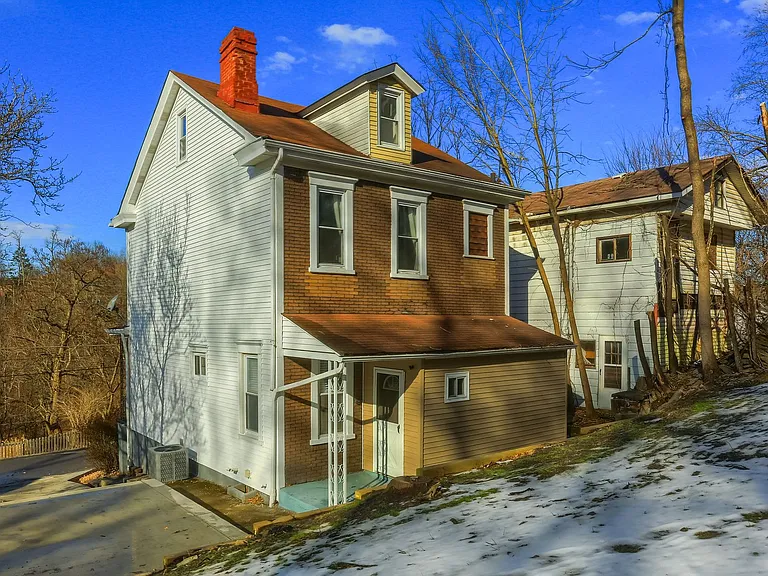 513 Grace St — Photo 51