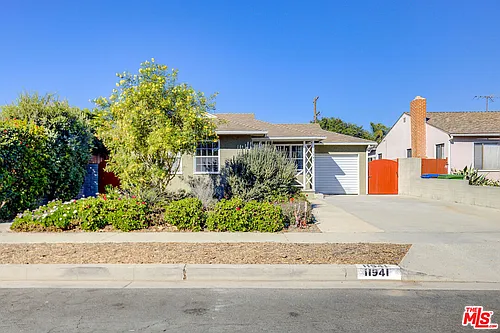 11941 Aneta St Photo 1