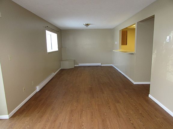 3rd image of 54 New York Ave APT 3