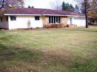 1048 Sunset Ridge Rd, Saint Cloud, MN 56303