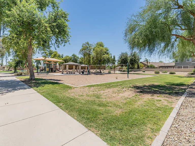 12516 W Solano Dr — Photo 48