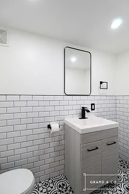 Rented by Grand & Co. | media 11