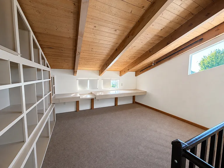 1773 Royal Way — Photo 8