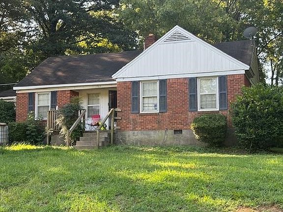 2nd image of 1703 Alta Vista Dr