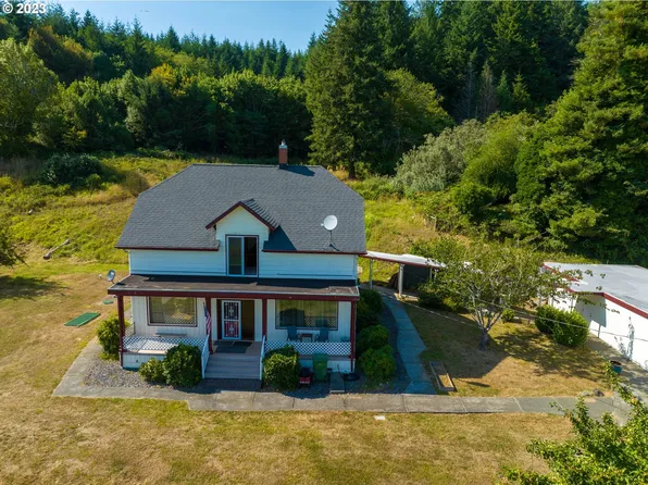84345 N Bank Ln, Bandon, OR 97411