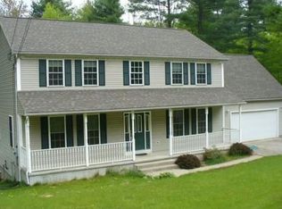 9 Hemlock Holw, Belchertown, MA 01007