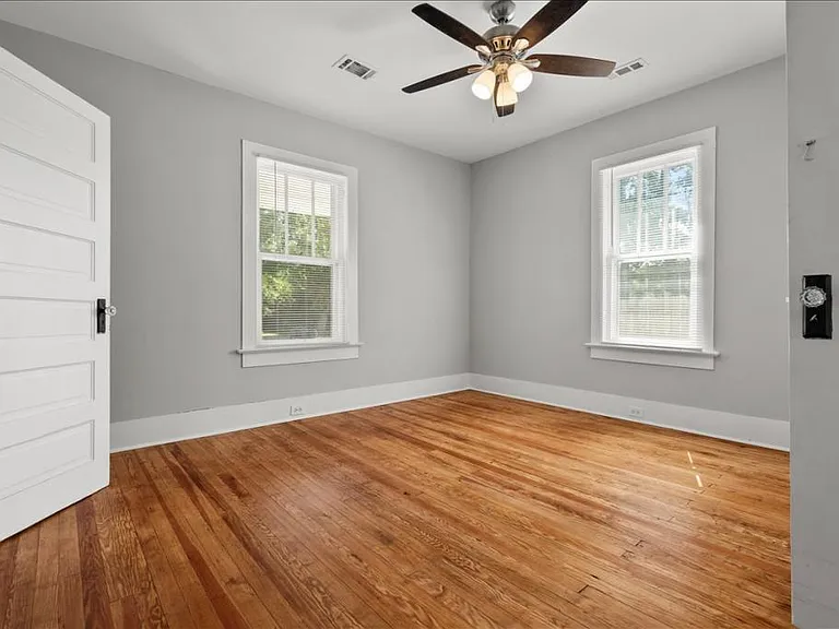 109 Winston St — Photo 11