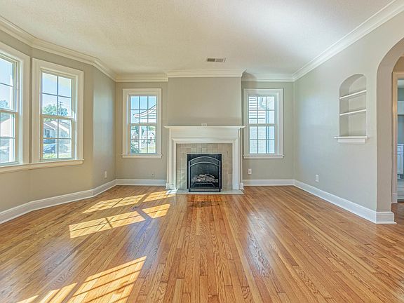 5th image of 1608 N Michelle Cir