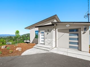 1292 Wikiup Drive, Santa Rosa, CA 95403