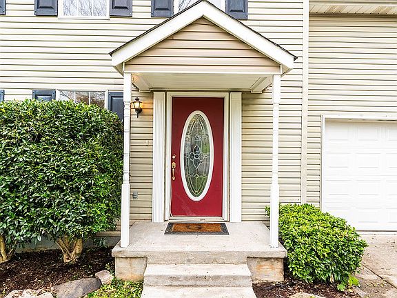3rd image of 5008 Norwind Ln