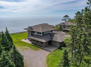 1750 Silver Cliff Ln #4, Two Harbors, MN 55616