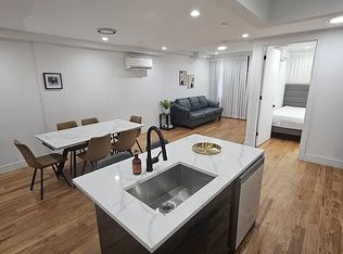 514 Maple St #1D, Brooklyn, NY 11225