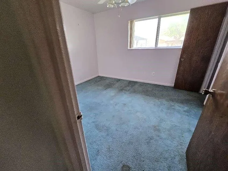 1307 Cactus St — Photo 7