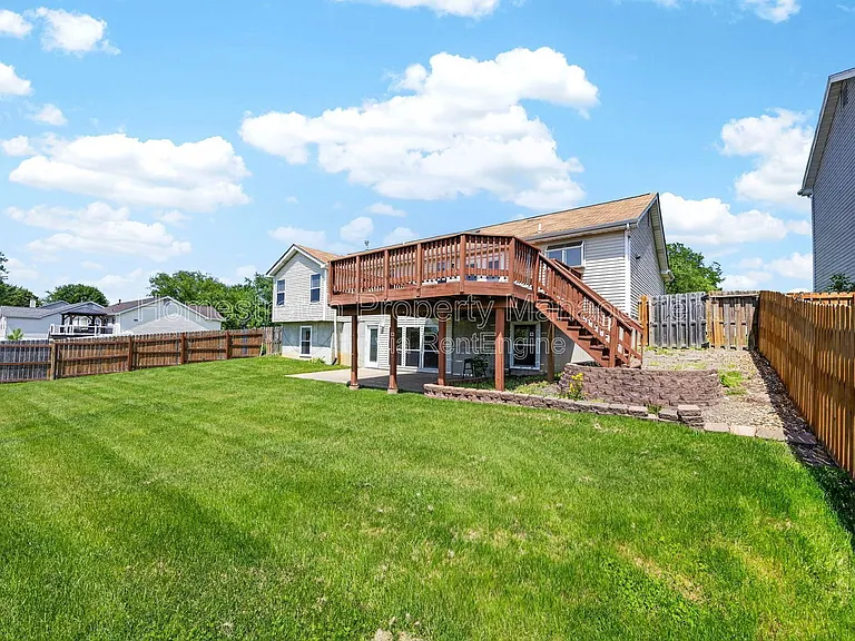 166 Royallprairie Ln — Photo 6
