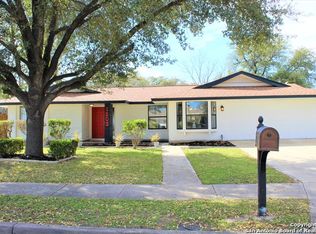 1203 Fontaine Dr, San Antonio, TX 78219