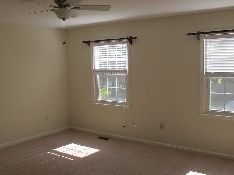 6614 Degen Dr — Photo 13