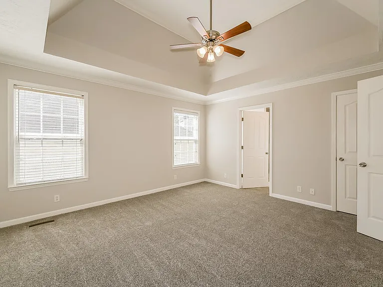 2521 Kilkenny Ct — Photo 11