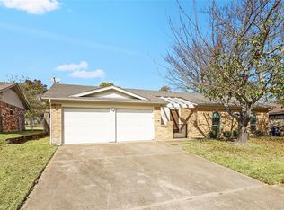 7509 Castillo Rd, Fort Worth, TX 76112