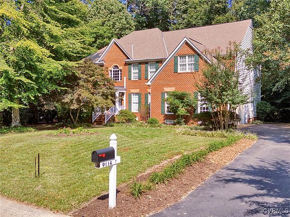 2nd image of 9114 Stephens Manor Dr
