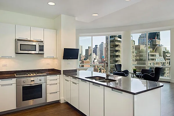 Sold by Corcoran | media 15