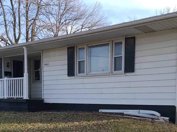 1007 E Monroe St, Mount Ayr, IA 50854