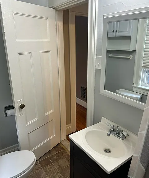 225 Edinburgh St #225 — Photo 2