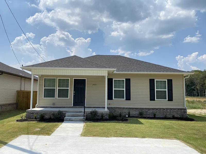 2412 Loop Acres Rd