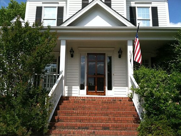 2nd image of 829 Garbow Ct