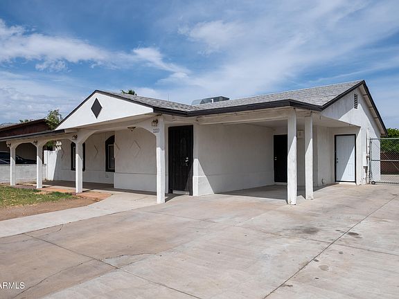 4th image of 2223 N 47TH Avenue