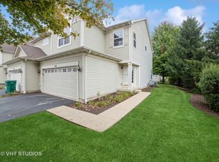 546 Amherst Dr, Sycamore, IL 60178