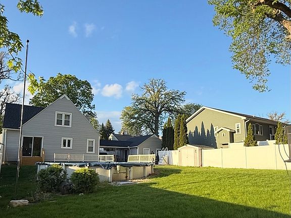 2nd image of 301 Hillside Ave