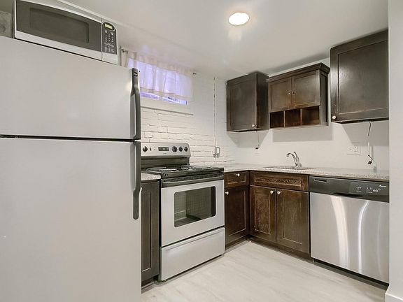 5th image of 1307 N Franklin St APT 1