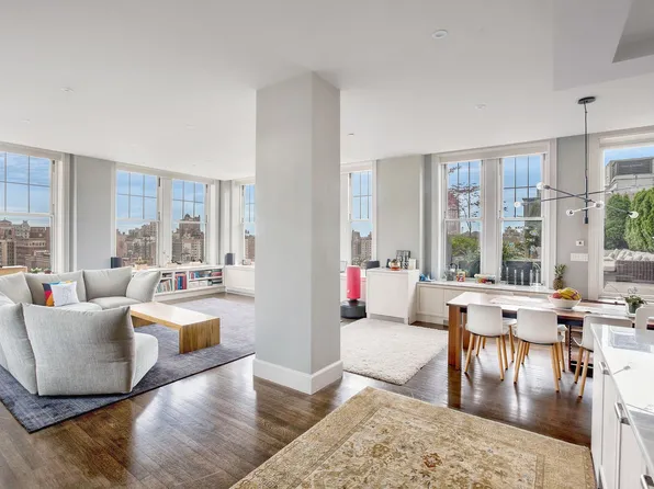 27 West 72nd Street image 1 of 16