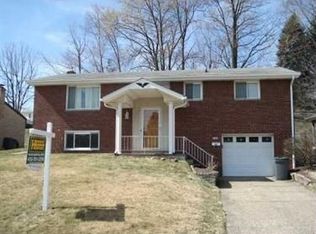 142 Castle Dr, West Mifflin, PA 15122