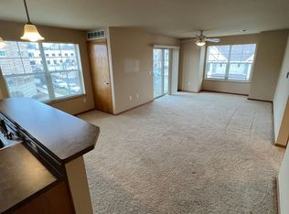 188 Cannery Pl #202, Sun Prairie, WI 53590