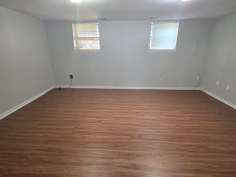 4686 Joanna Ct — Photo 44