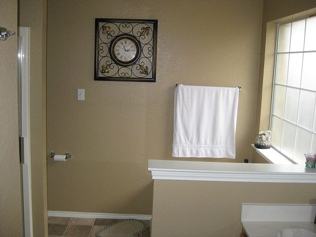 1st image of 2910 Hilton Head Dr