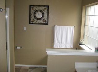 2910 Hilton Head Dr, Grand Prairie, TX 75052