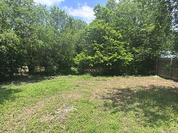 2nd image of 938 S Pine Street LOT S