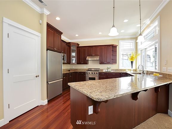 5th image of 5813 123rd Street NW #28