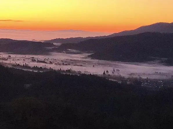 5195 Corrick Rd, Santa Rosa, CA 95409