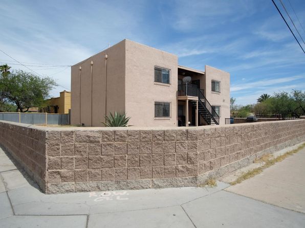 2468 N Balboa Ave