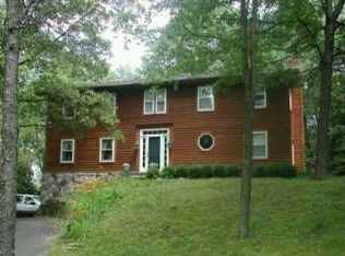 3995 W Loch Alpine Dr, Ann Arbor, MI 48103