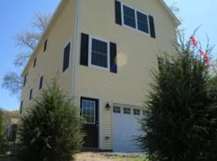 28 Oakland Avenue Ext, Danbury, CT 06811